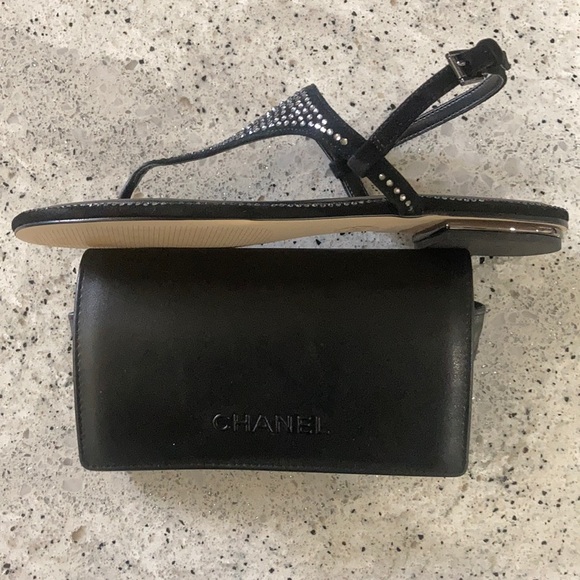 Michael Kors Thong Rhinestone Sandals - Picture 3 of 6